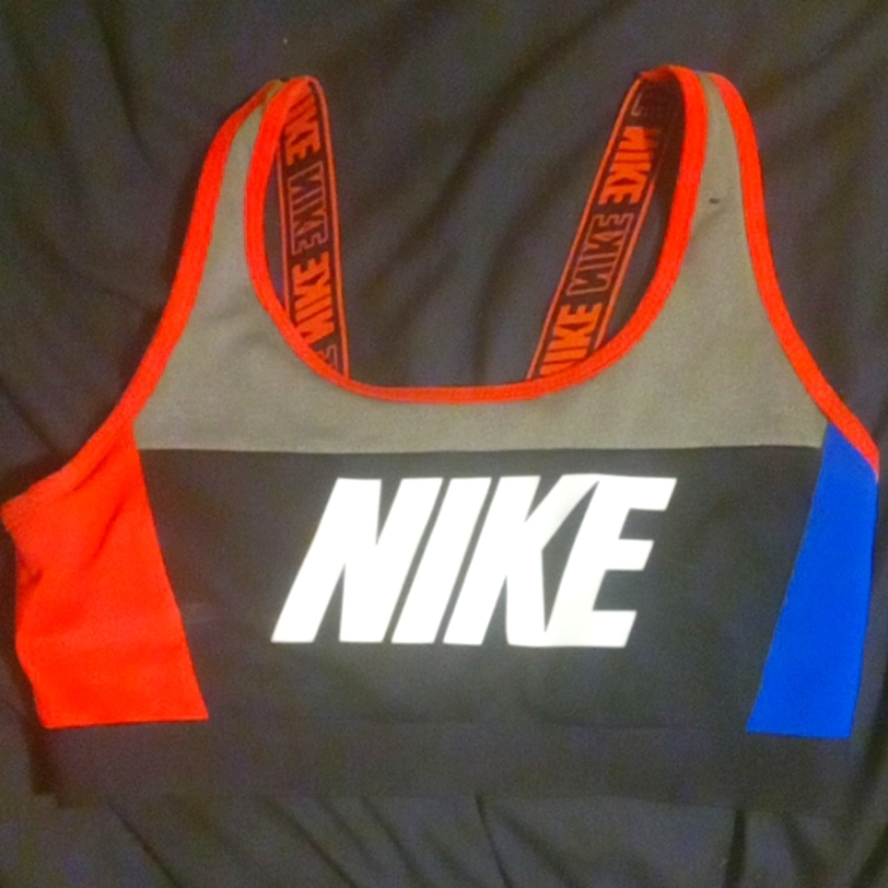 Nike sports bra